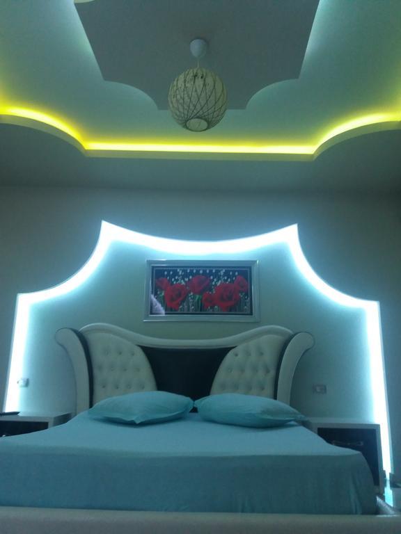 Hotel Buza New Shtoj Kültér fotó