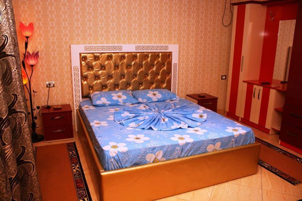 Hotel Buza New Shtoj Kültér fotó